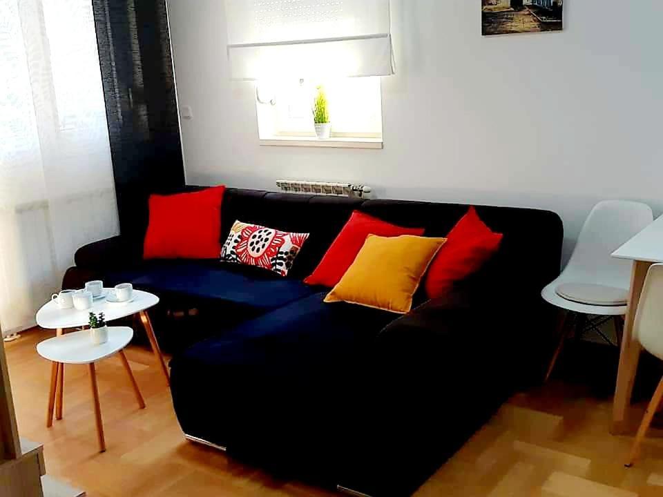 Apartment With Garage Lavici Ζάγκρεμπ Εξωτερικό φωτογραφία