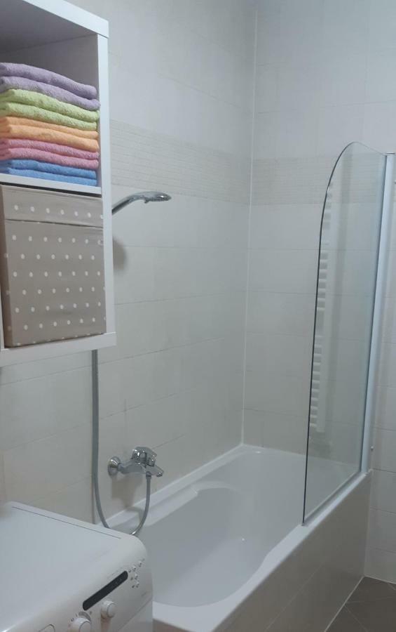 Apartment With Garage Lavici Ζάγκρεμπ Εξωτερικό φωτογραφία